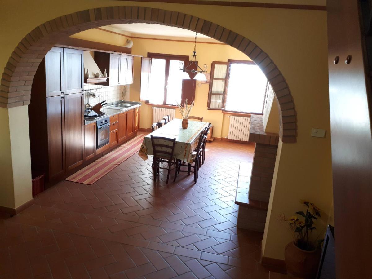 Agriturismo Montemari Vila Palaia Exterior foto
